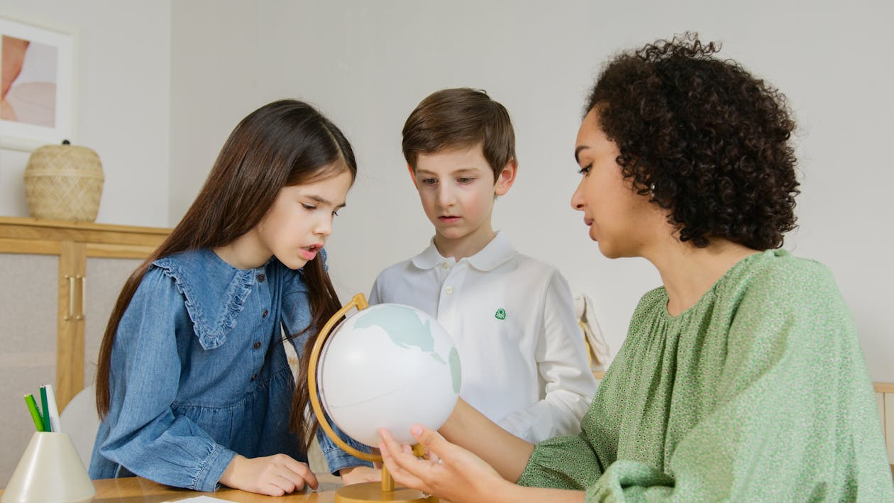 科学护眼理念走进校园，多方携手守护青少年视力健康